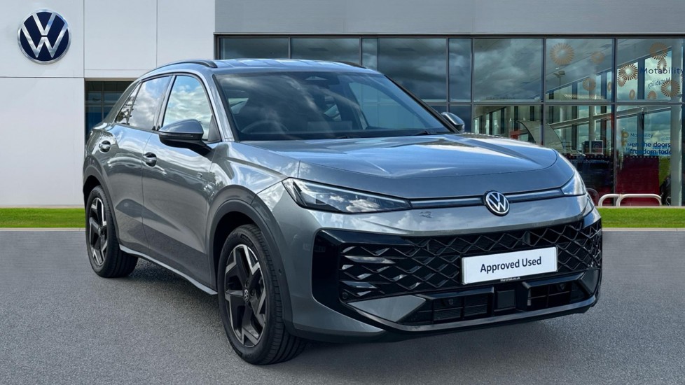 Volkswagen T-Roc listing photo