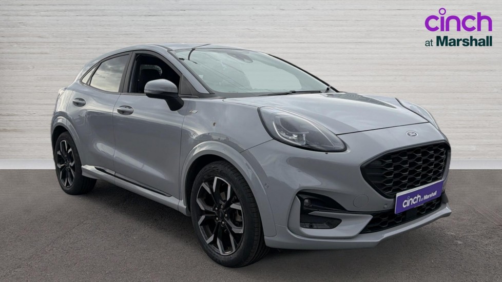 Ford Puma listing photo