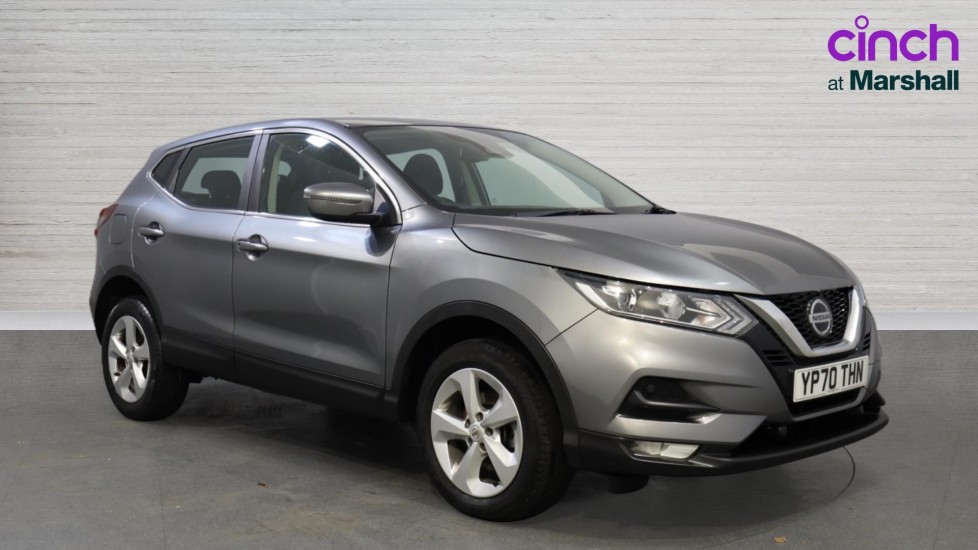 Nissan Qashqai listing photo