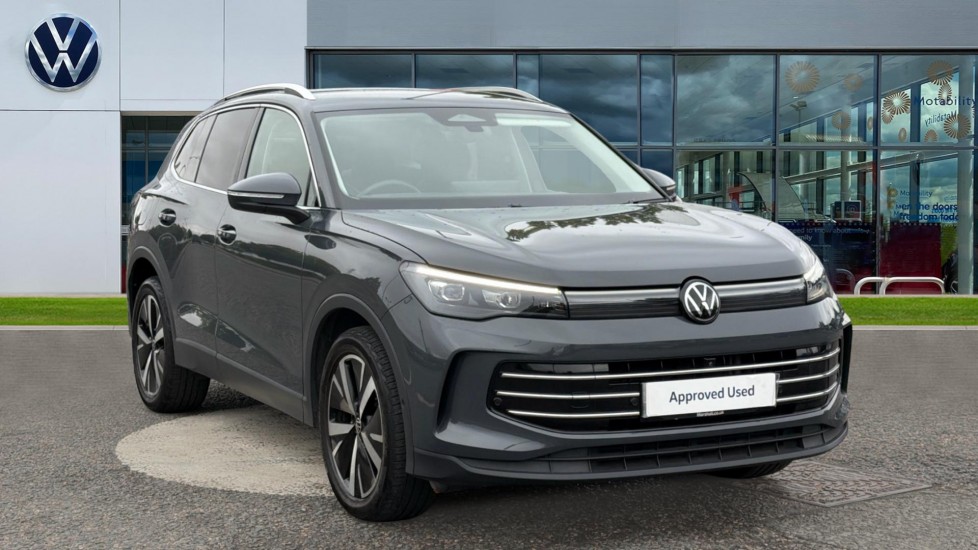 Volkswagen Tiguan listing photo