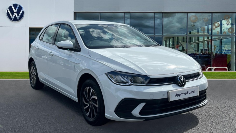 Volkswagen Polo listing photo