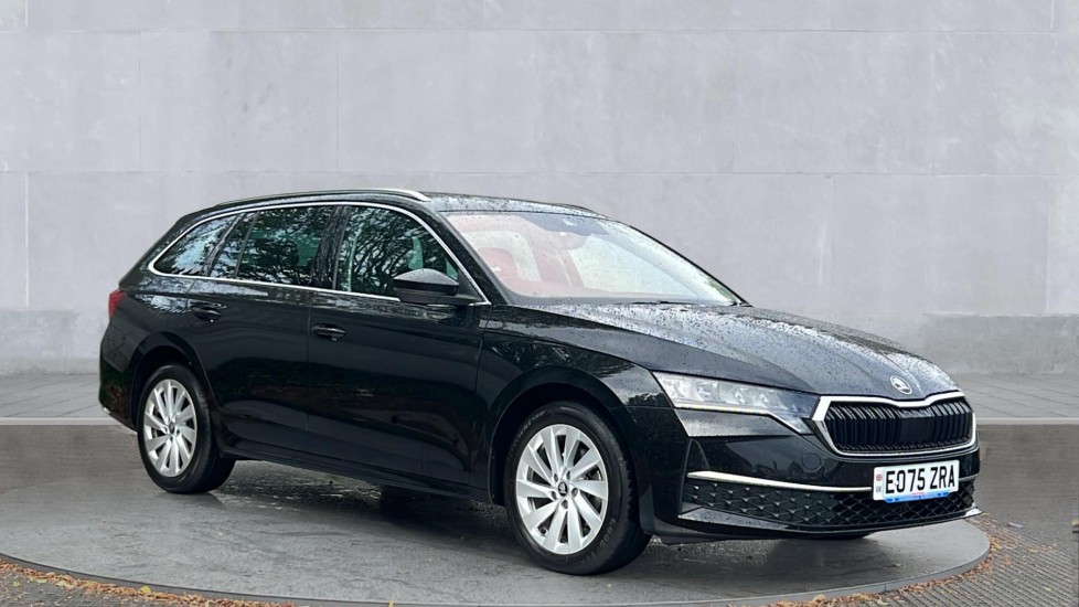 Skoda Octavia listing photo