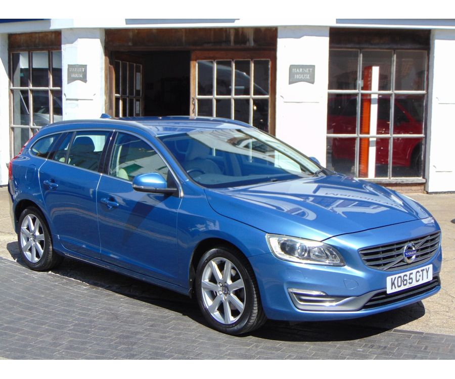 2016 VOLVO V60