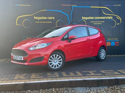 2013 FIESTA 1.25 STYLE EURO 5 3DR 35 2013 MANUAL 56,146 MILES PETROL 96.68... photo