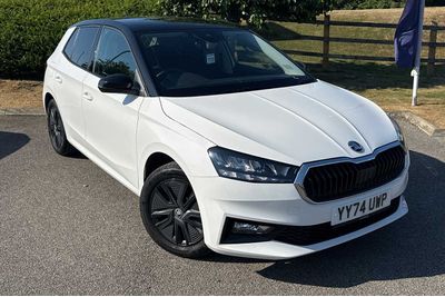 2025 SKODA FABIA 1.0 TSI DESIGN EDITION 5DR 2025 6,545 MILES PETROL MANUAL PRICE 16,495... photo