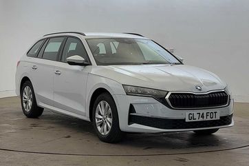 2024 SKODA OCTAVIA 1.5 TSI SE TECHNOLOGY 5DR MOON WHITE METALLIC 2024 11,233 MILES PETROL... photo