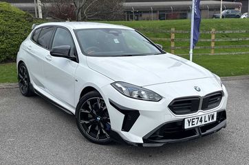 None 1 SERIES M135 XDRIVE 5DR STEP AUTO TECH PRO PACK 2,717 MILES PETROL AUTOMATIC... photo