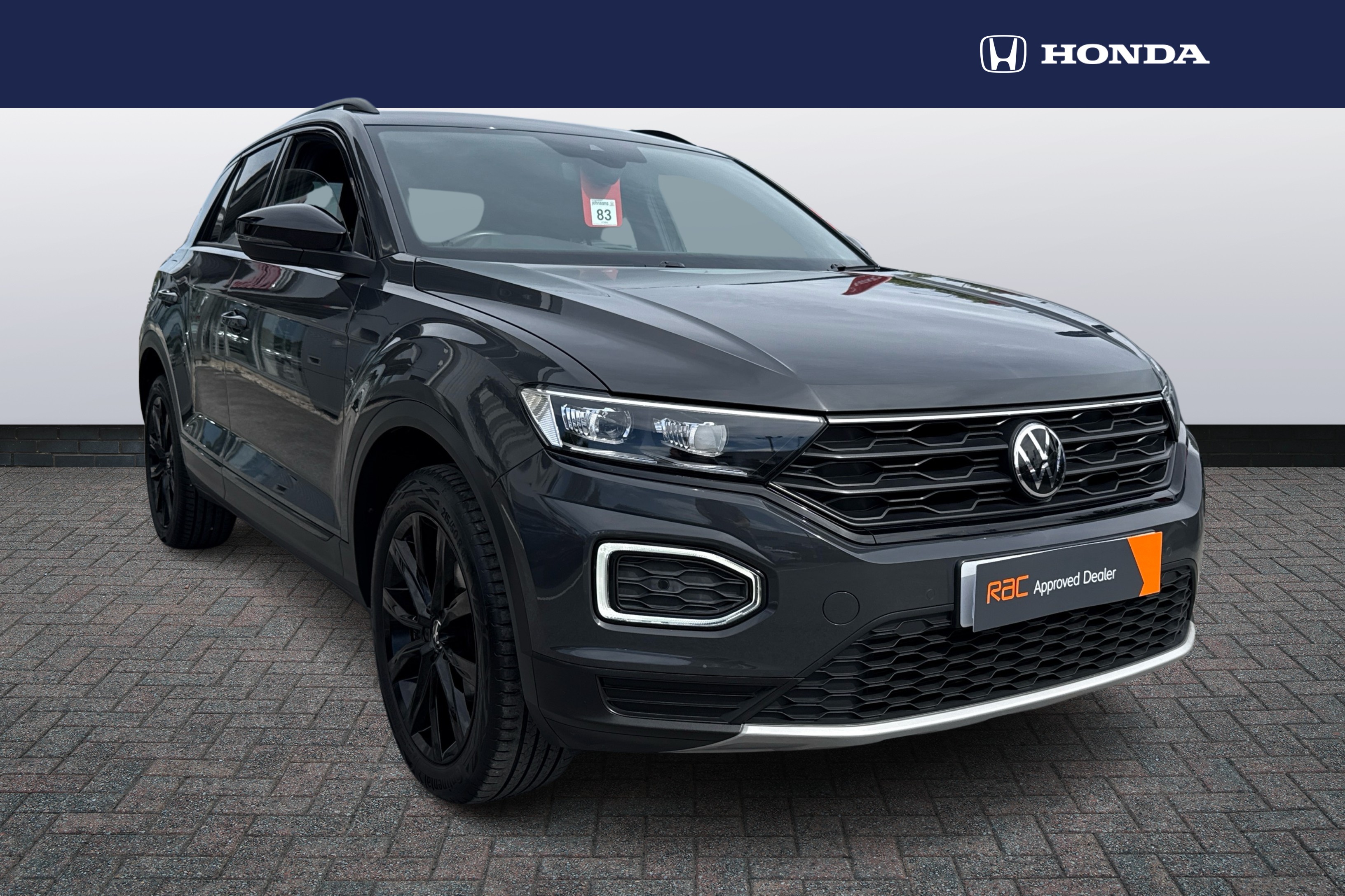 Volkswagen T-Roc listing photo