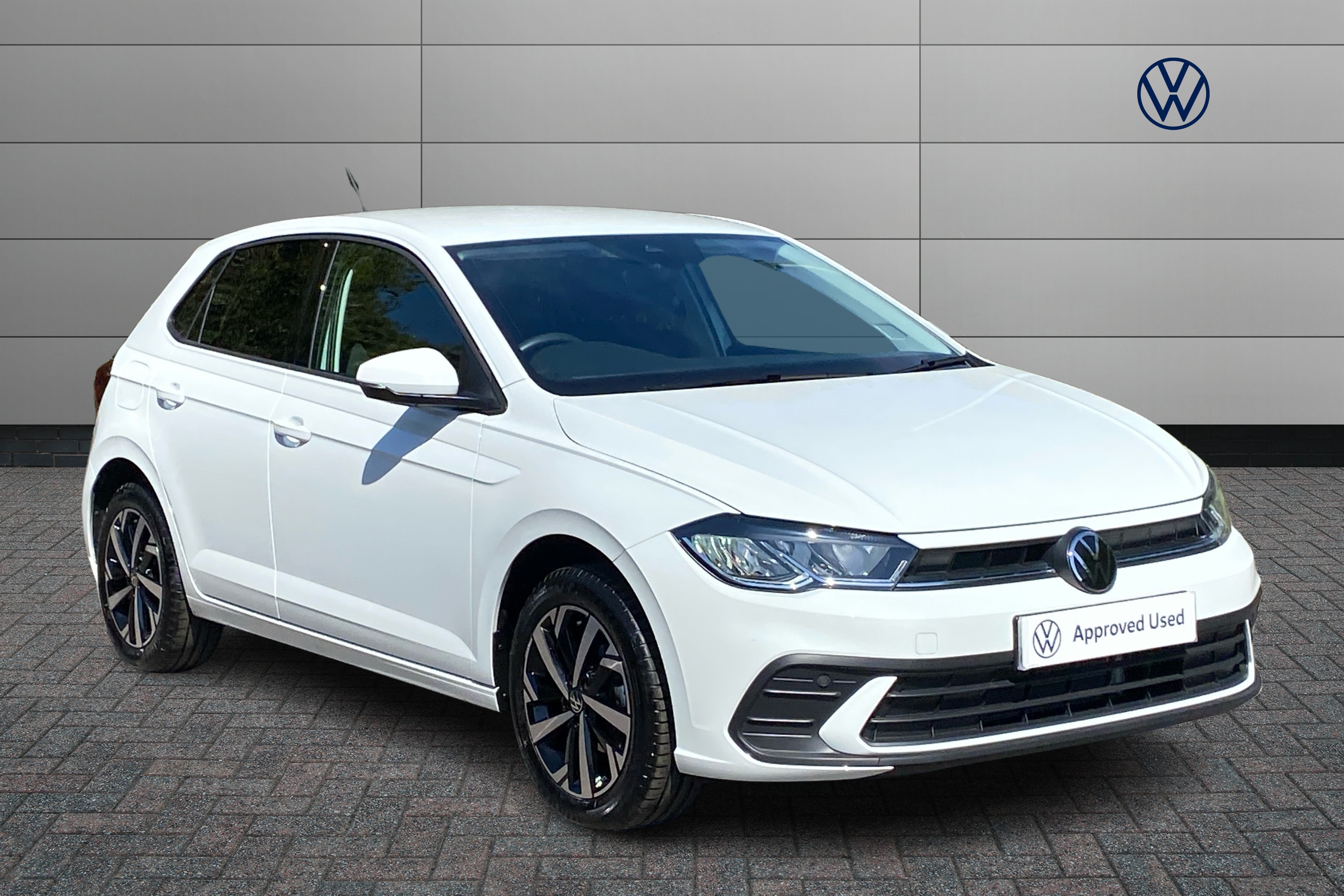 Volkswagen Polo listing photo
