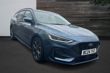 2024 FORD FOCUS ST LINE AVAILABLE FOR HOME DELIVERY 2024 AUTOMATIC 9,927 MILES PETROL 342.35... photo