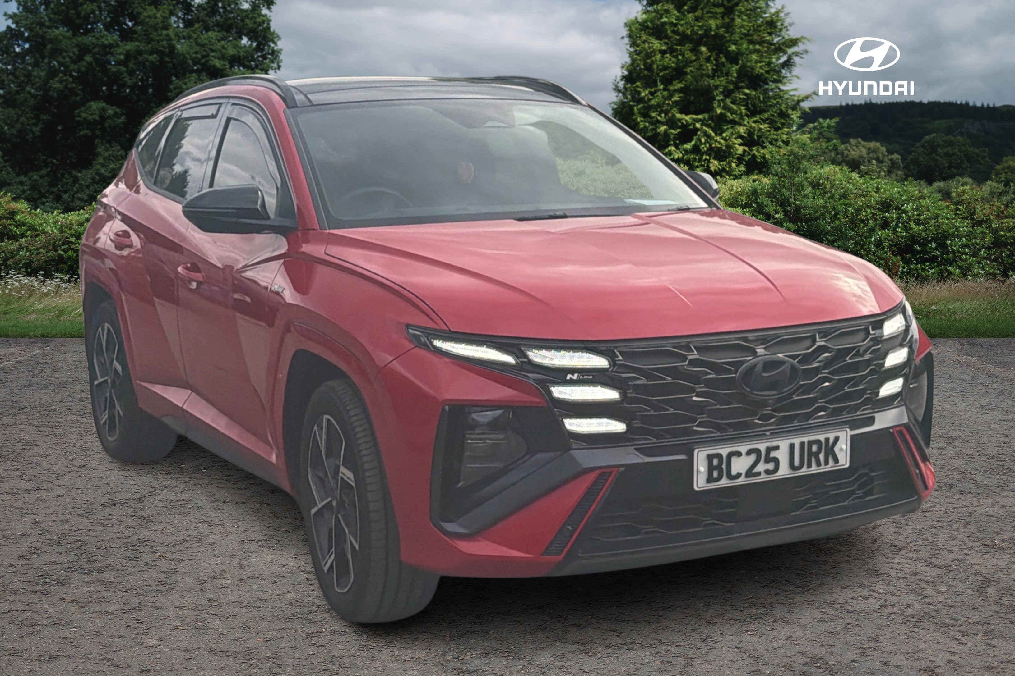 Hyundai Tucson listing photo
