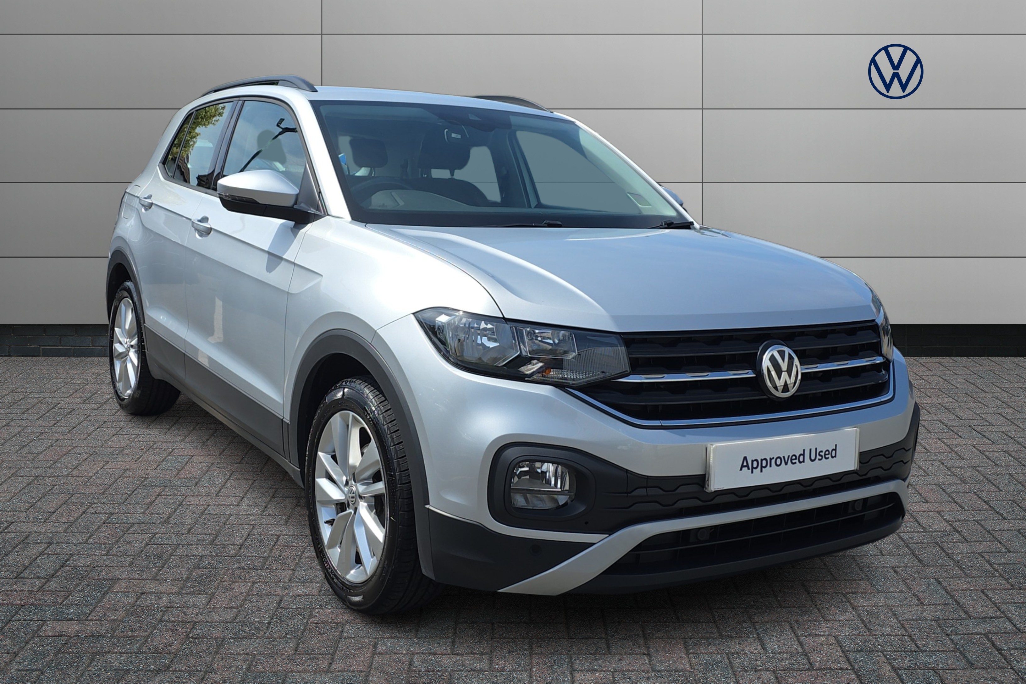 Volkswagen T-cross listing photo