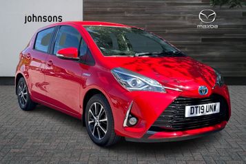 2019 TOYOTA YARIS 1.5 HYBRID ICON TECH 5DR CVT AVAILABLE FOR HOME DELIVERY 2019 AUTOMATIC... photo