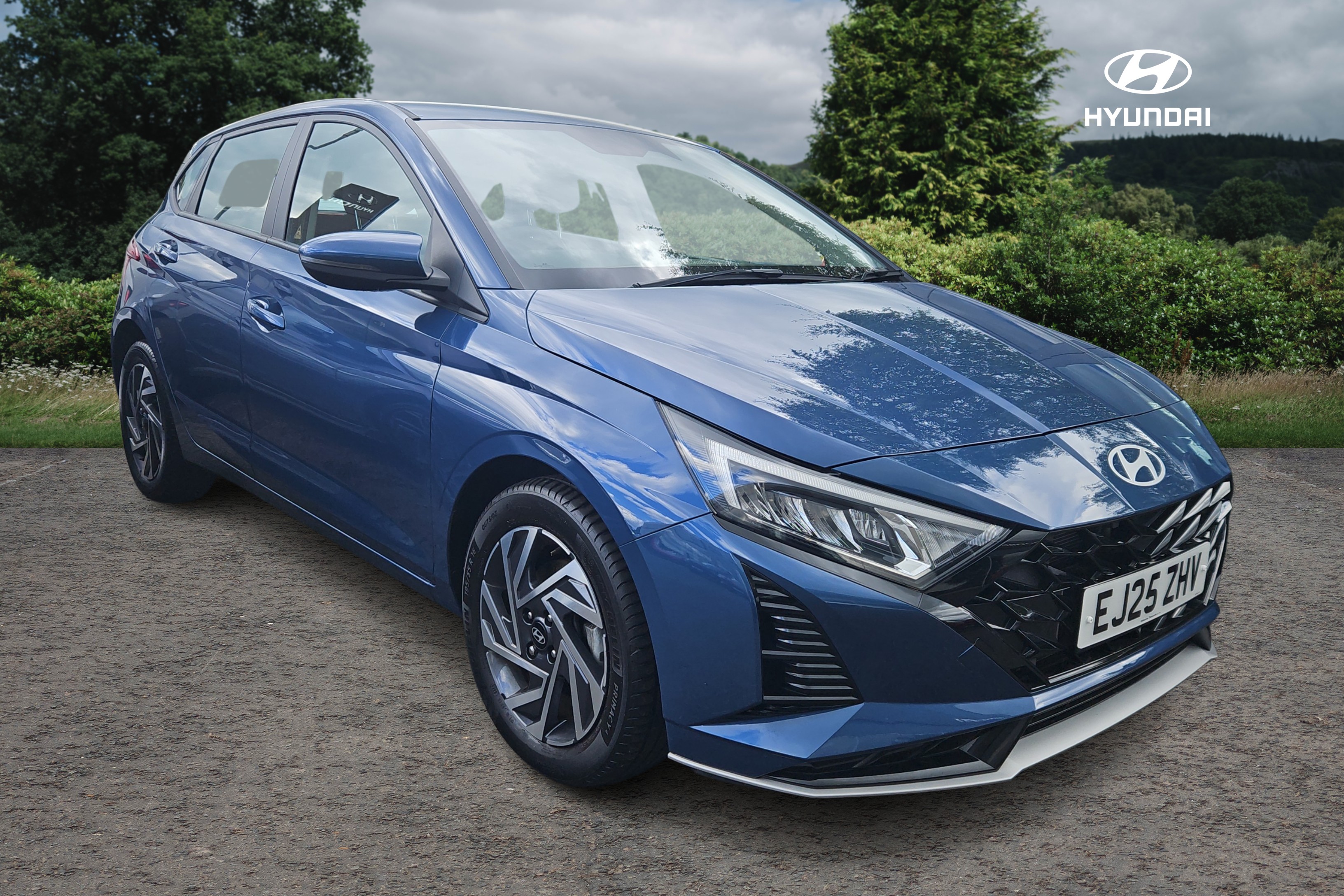 Hyundai i20 listing photo