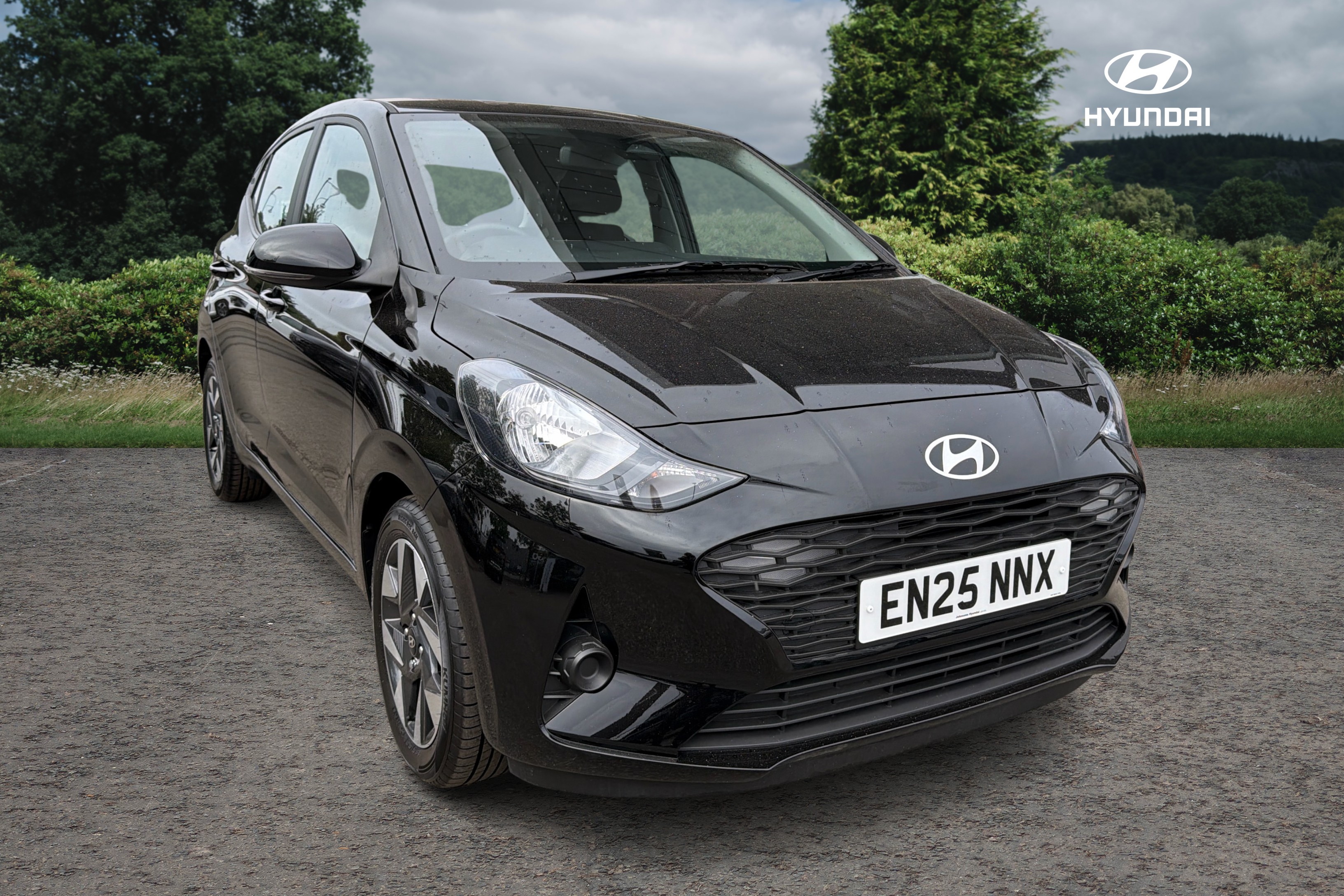 Hyundai i10 listing photo