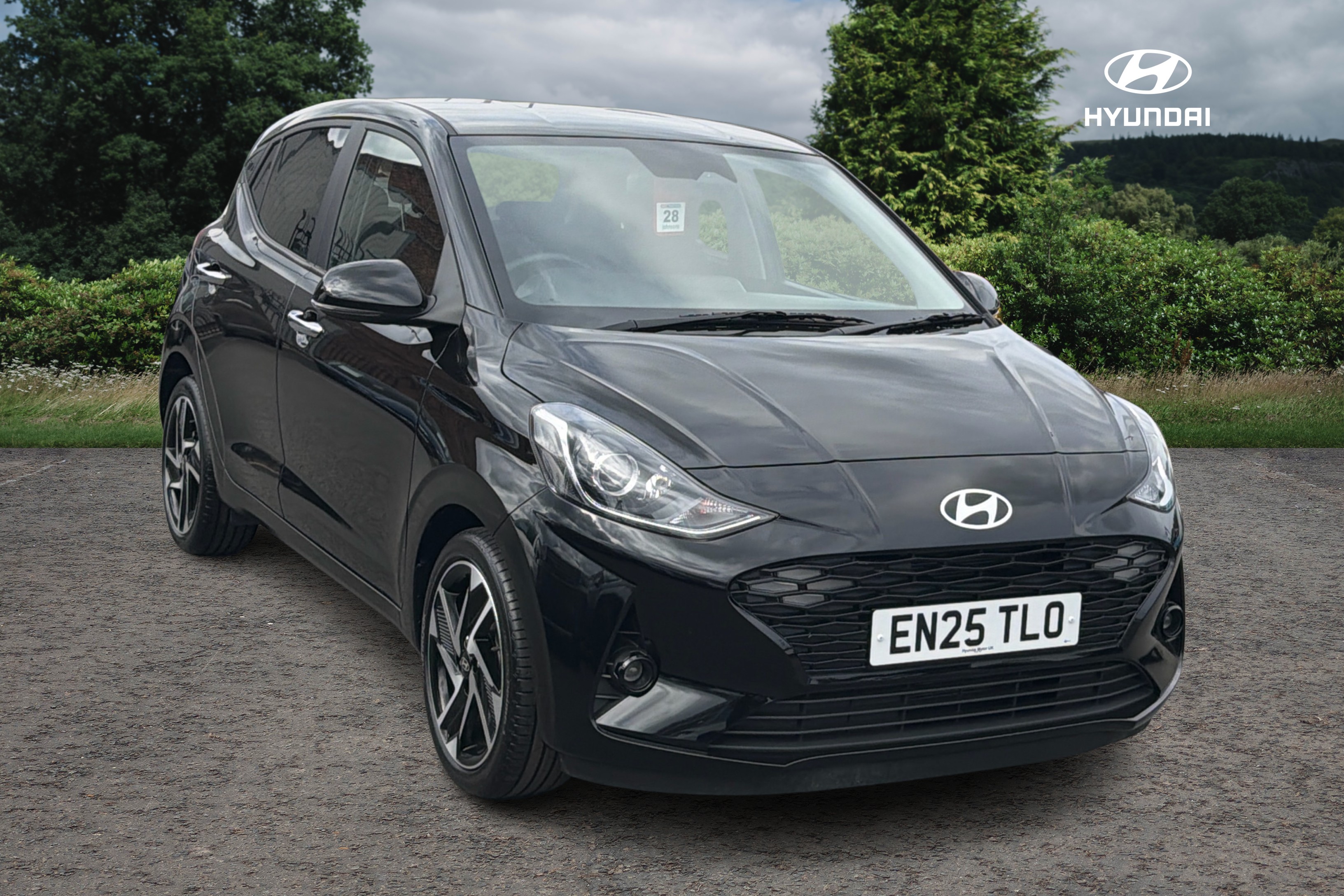 Hyundai i10 listing photo
