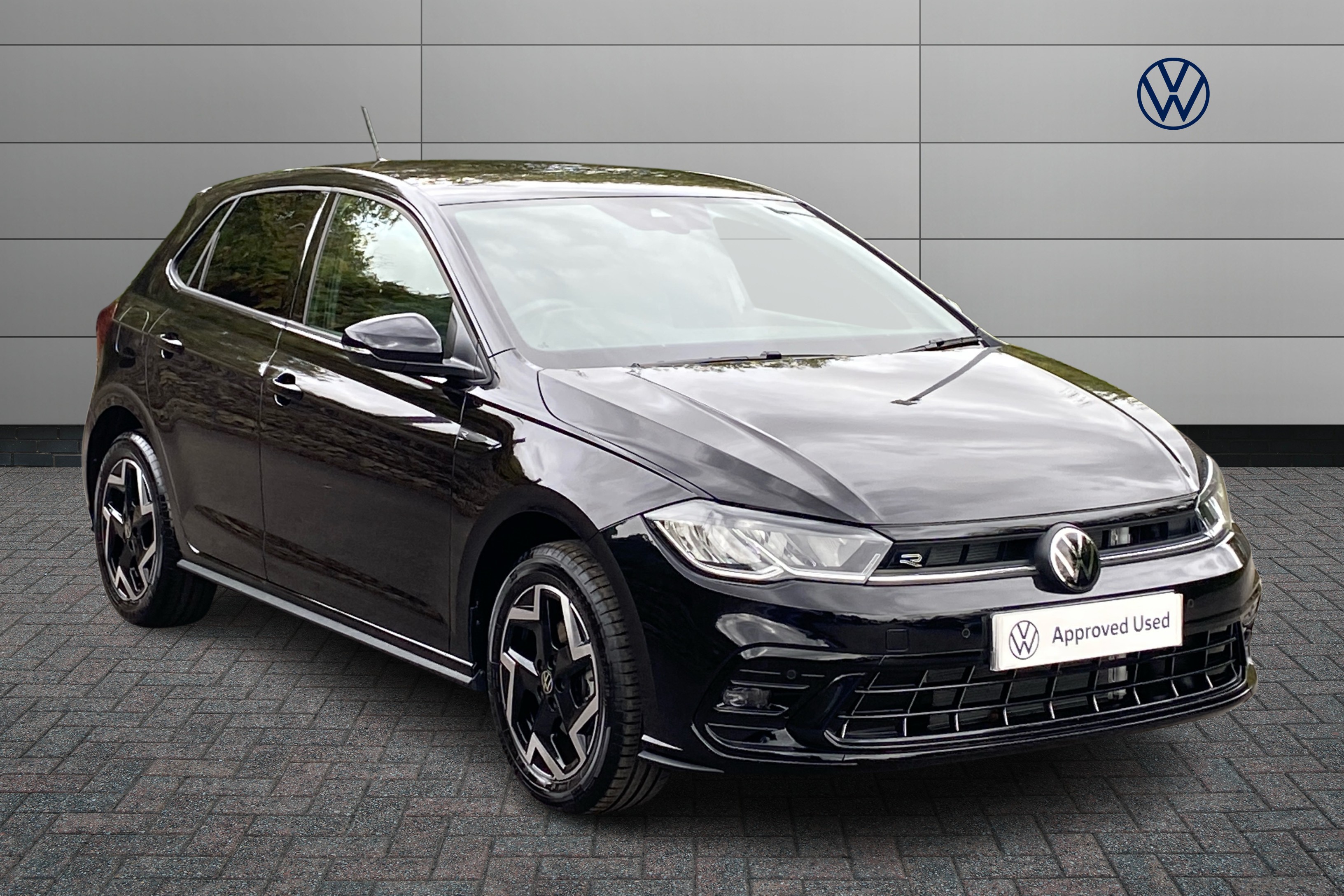 Volkswagen Polo listing photo
