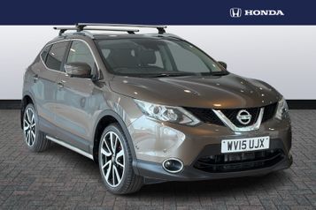 2015 NISSAN QASHQAI 1.6 DCI TEKNA 5DR XTRONIC AVAILABLE FOR HOME DELIVERY 2015 AUTOMATIC 53,987... photo