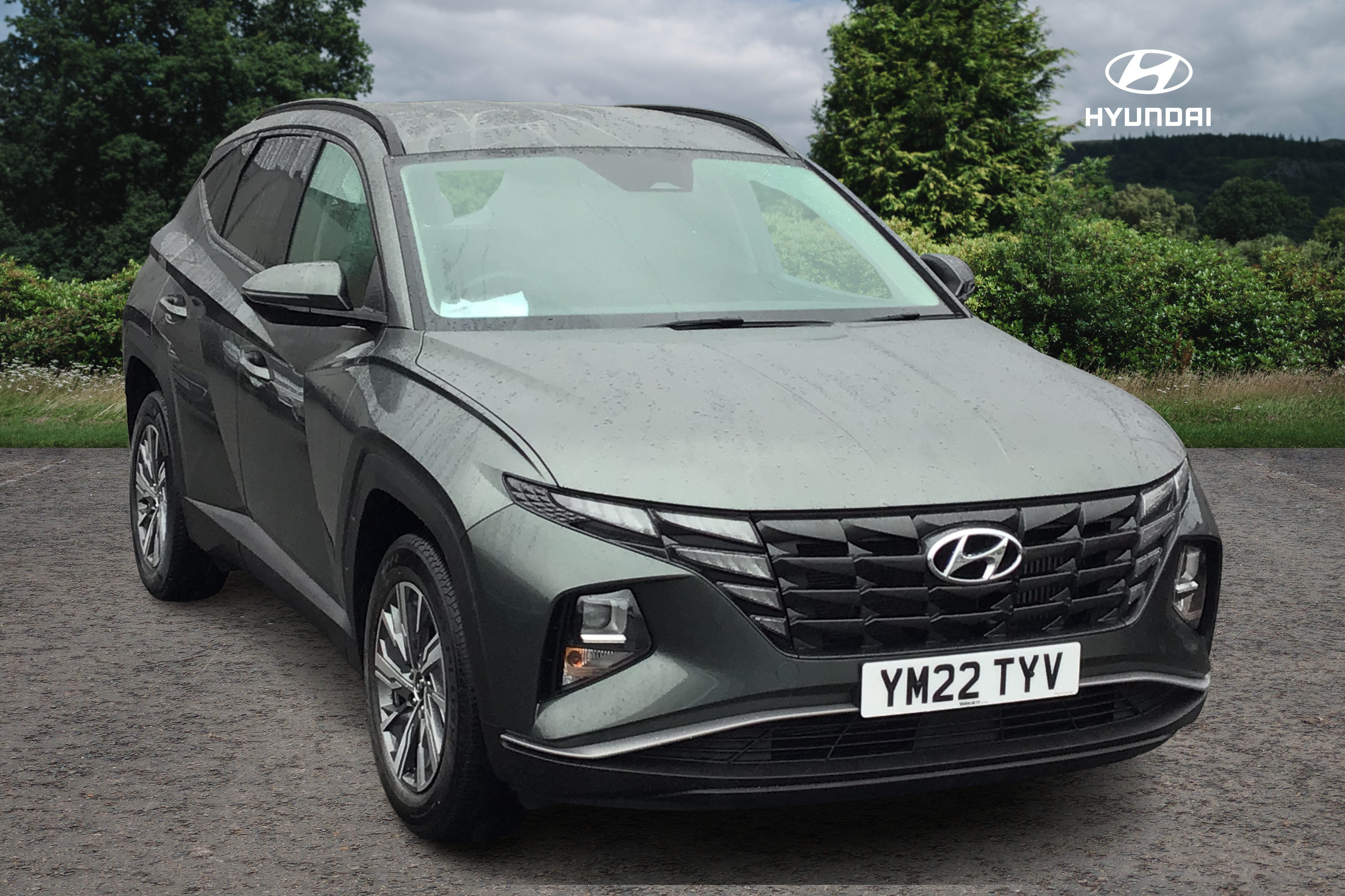 Hyundai Tucson listing photo
