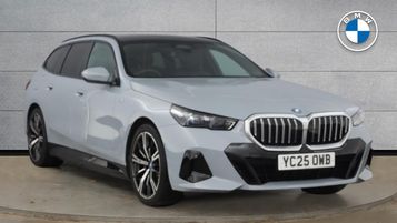 2025 BMW 5 SERIES 530E M SPORT TOURING APPROVED USED BMW 2025 AUTOMATIC 22,718 MILES PETROL... photo
