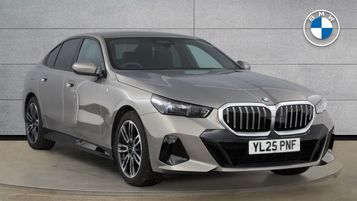 2025 BMW 5 SERIES 520I M SPORT SALOON APPROVED USED BMW 2025 AUTOMATIC 6,458 MILES PETROL... photo