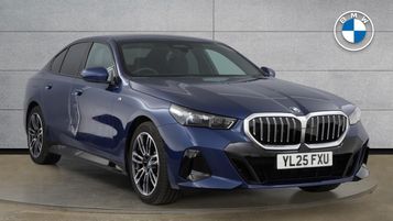 2025 BMW 5 SERIES 520I M SPORT SALOON APPROVED USED BMW 2025 AUTOMATIC 3,419 MILES PETROL... photo