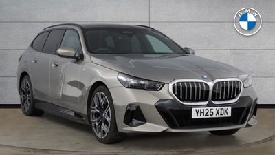 2025 BMW 5 Series 530e M Sport Touring photo