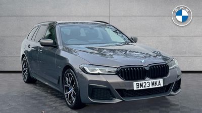2023 BMW 5 Series 530e M Sport Touring photo