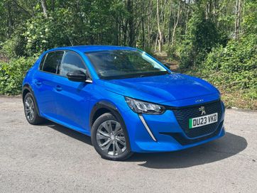 2023 PEUGEOT 208 50KWH ALLURE PREMIUM AUTO 5DR 7.4KW CHARGER V LOW MILES, FREE UK... photo