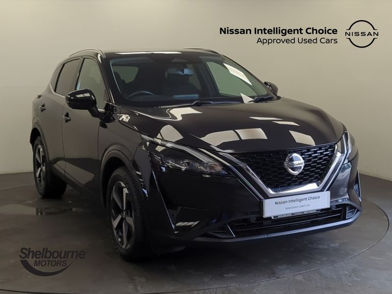 Nissan Qashqai Qashqai 1.3 DiG-T MH N-Connecta [Glass Roof] 5dr Hatchback