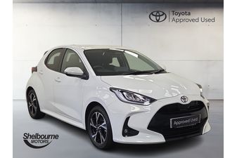 2024 TOYOTA YARIS YARIS DESIGN NATIONWIDE DELIVERY AVAILABLE 2024 AUTOMATIC 9,096 MILES PETROL ELECTRIC HYBRID... photo