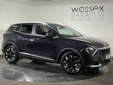 2024 KIA SPORTAGE 3 PHEV 4X4 AUTO CLICK AND COLLECT AVAILABLE 2024 AUTOMATIC 11,208 MILES... photo