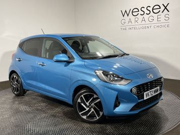 2022 HYUNDAI I10 PREMIUM MPI AUTO CLICK AND COLLECT AVAILABLE 2022 AUTOMATIC 6,228 MILES PETROL... photo