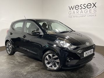 2025 HYUNDAI I10 ADVANCE AUTO CLICK AND COLLECT AVAILABLE 2025 AUTOMATIC 10,117 MILES PETROL 181.97... photo