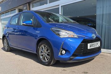 2019 TOYOTA YARIS 1.5 HYBRID ICON 5DR CVT REVERSING CAMERA 2019 AUTOMATIC 25,882 MILES PETROL... photo