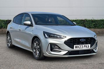 2023 FORD FOCUS 1.0 ECOBOOST HYBRID MHEV ST LINE 5DR AUTO PARKING SENSORS, CAR PLAY,... photo