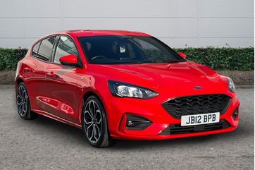 FORD FOCUS 1.0 ECOBOOST 125 ST LINE X 5DR AUTO FRONT AMP REAR PARKING...
