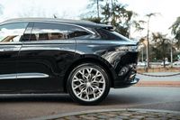 Aston Martin DBX V8 V8 4.0l 550 