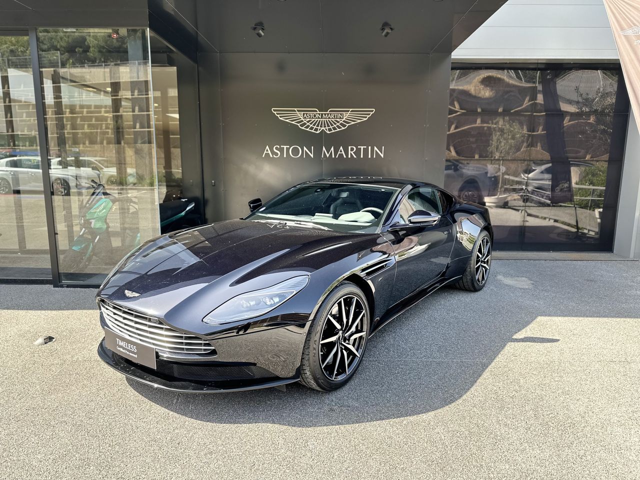 Aston Martin DB11 V8 4.0 BI TURBO 535ch 