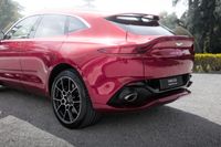 Aston Martin DBX 550 V8 4.0 BI TURBO 550ch 