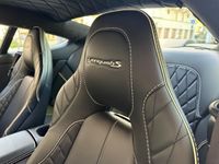Aston Martin Vanquish S  
