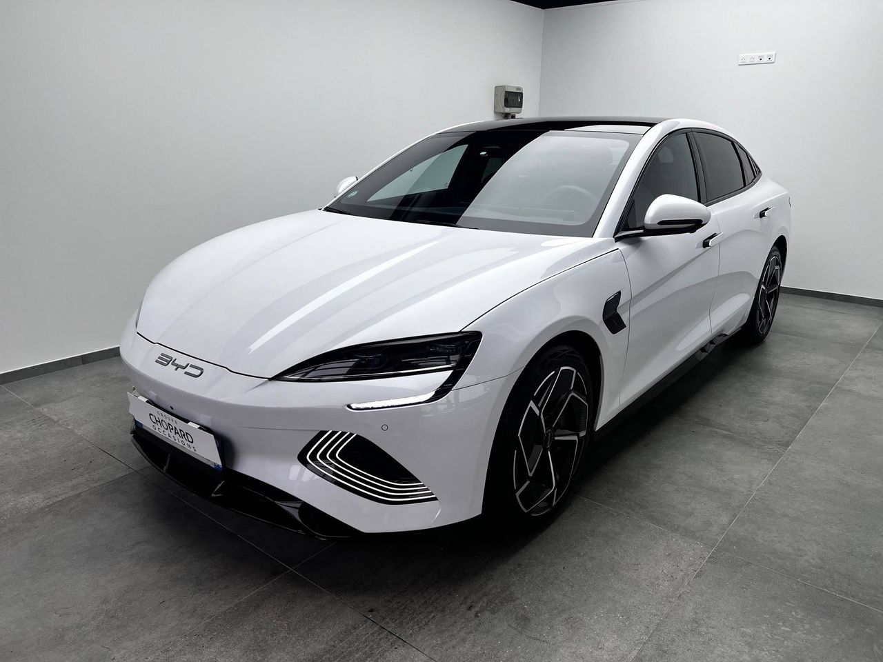 BYD Seal  82,5 kwh 313 ch rwd Design