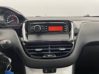 Peugeot 208  puretech 68ch bvm5 Like