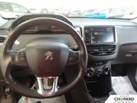Peugeot 208  puretech 82ch s&s bvm5 Signature