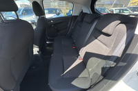 Peugeot 208  puretech 82ch s&s bvm5 Signature