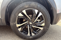 Peugeot 2008 ELECTRIQUE  136 ch GT