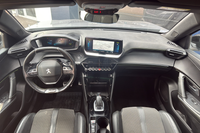 Peugeot 2008 ELECTRIQUE  136 ch GT