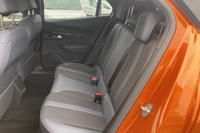 Peugeot 2008 ELECTRIQUE  136 ch Allure