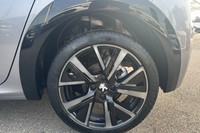 Peugeot 208  puretech 100 s&s bvm6 GT