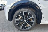 Peugeot 208  puretech 100 s&s eat8 GT